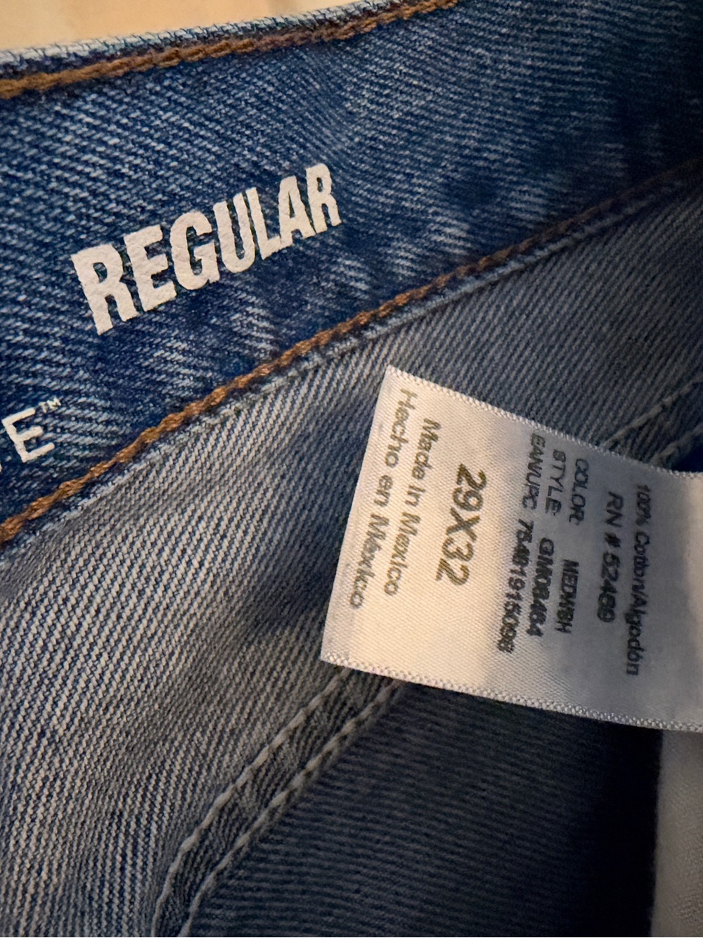 Color split bleached jeans - Picture 2 of 6
